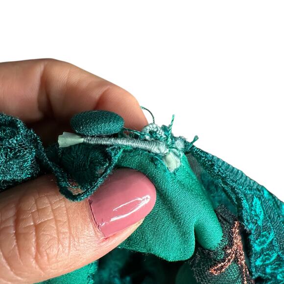 FREE PEOPLE Green Lace Embroidered Beaded Shorts Romper Women's Size 4 FLAWED - Picture 7 of 14